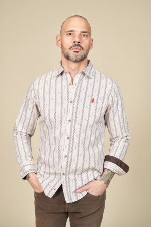 Chemise imprimée motif bandes éthniques