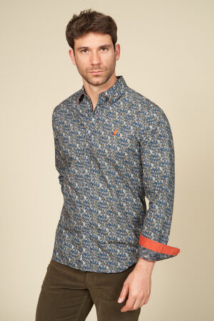 Printed shirt with small flowers