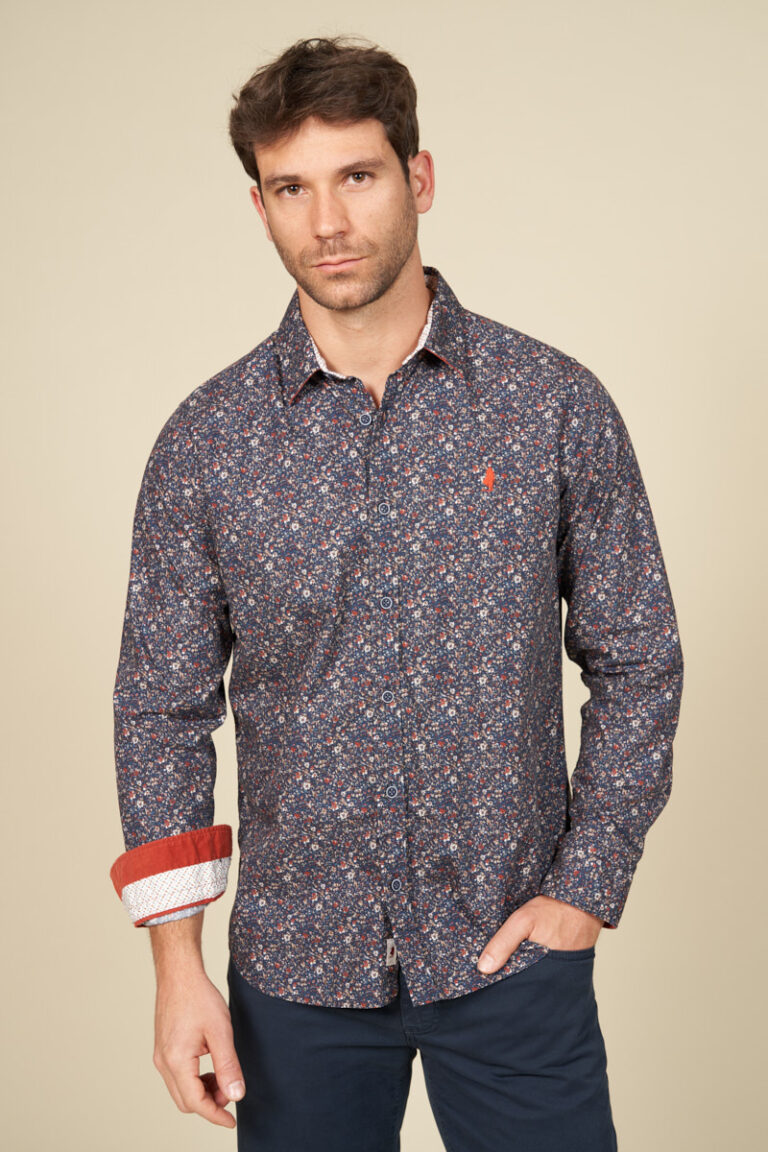 Printed shirt with forest flowers