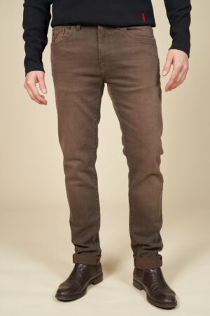 Colored regular tapered jeans
