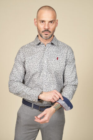 Chemise imprimée douce motif feuilles Chemise imprimée douce motif feuilles