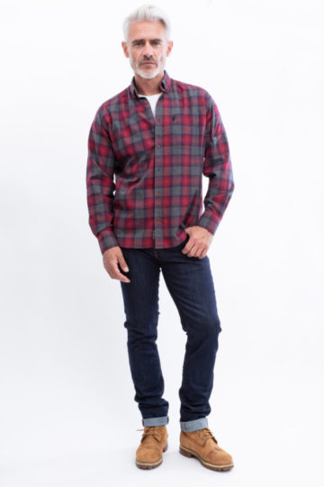 Regular Tapered raw jeans