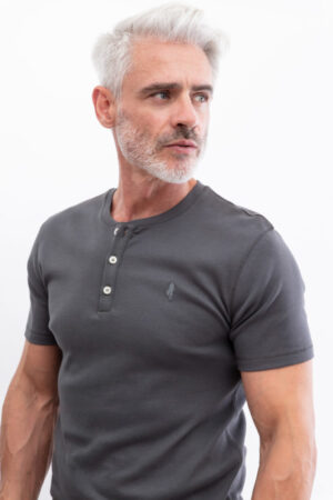 Tee shirt col boutons