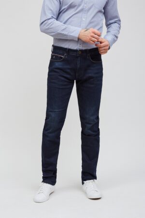 Jean tapered stretch détail poche