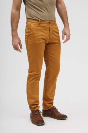 Chino slim toile légère