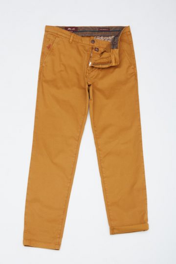 Chino slim toile légère