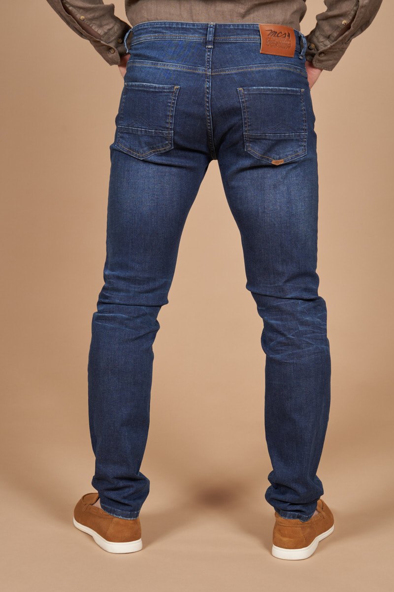 S25OMD201_D556-2