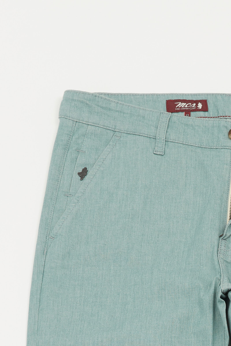 S25OMD211_D056-822-6