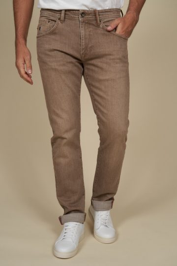 Colored stone wash regular tapered jeans