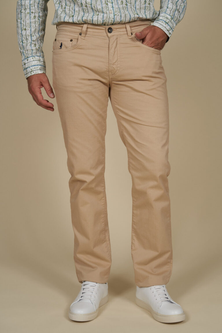 Regular tapered stretch light jeans