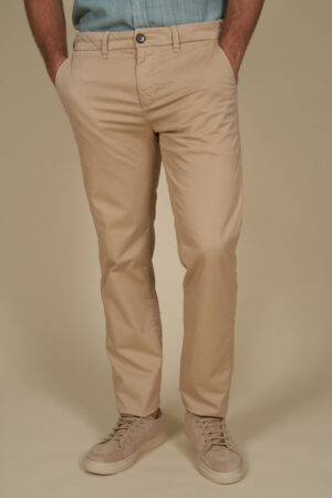 Regular tapered stretch jeans