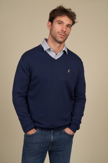 Plain V-neck sweater