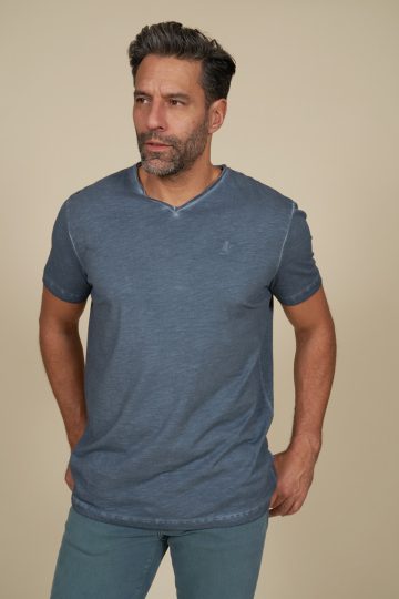 V collar dyed tee shirt