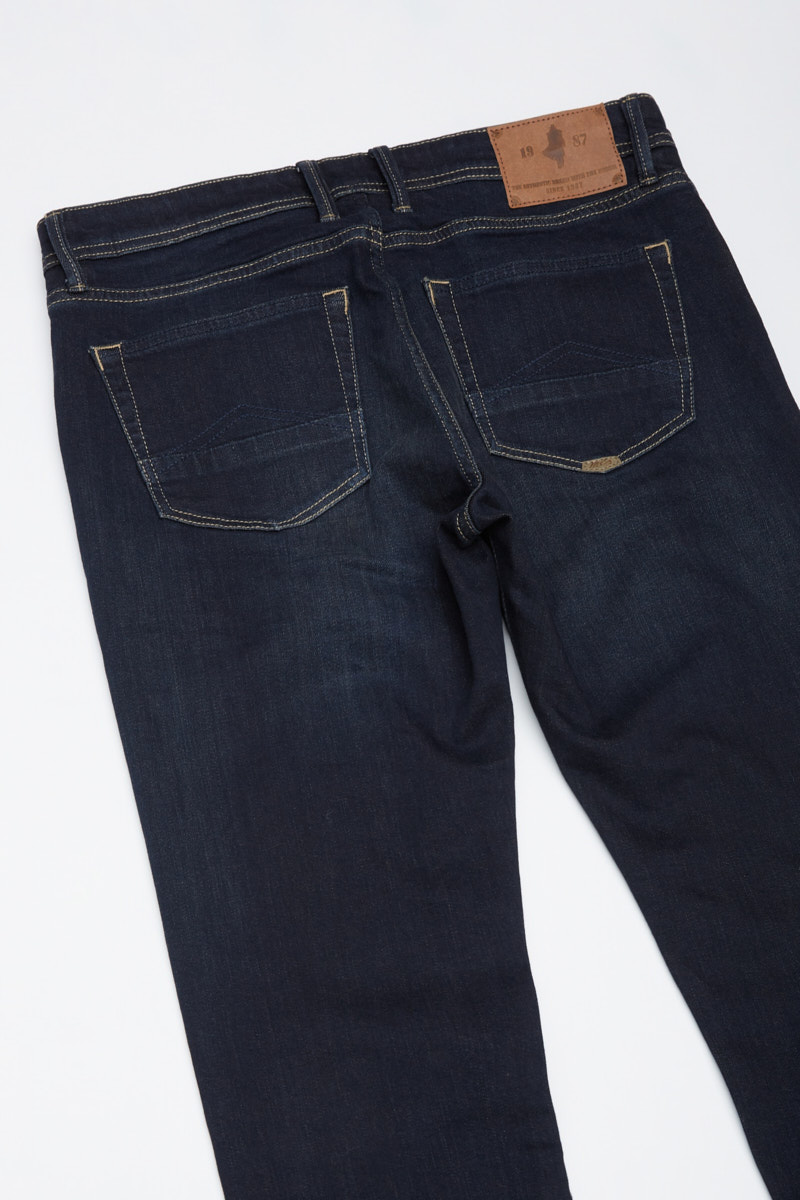 W21HMD201_D354-000-7