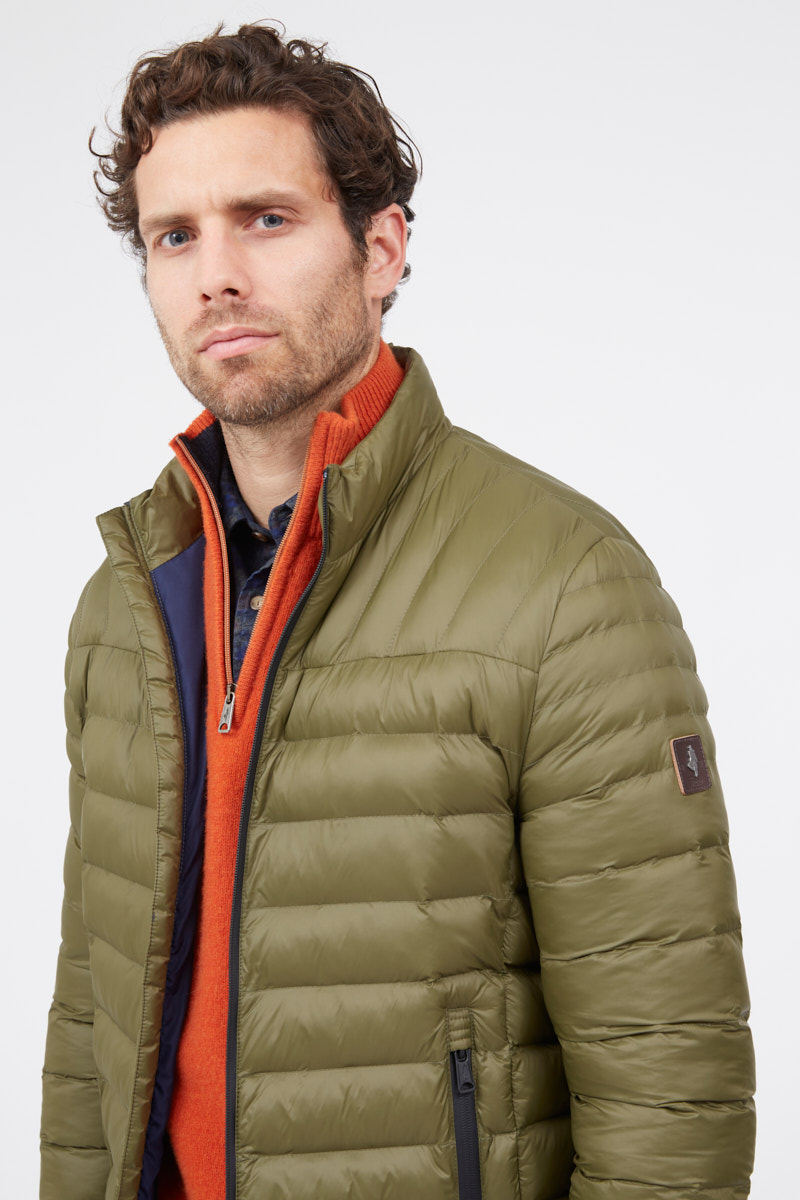 W22JMDOUD_N050-812-2