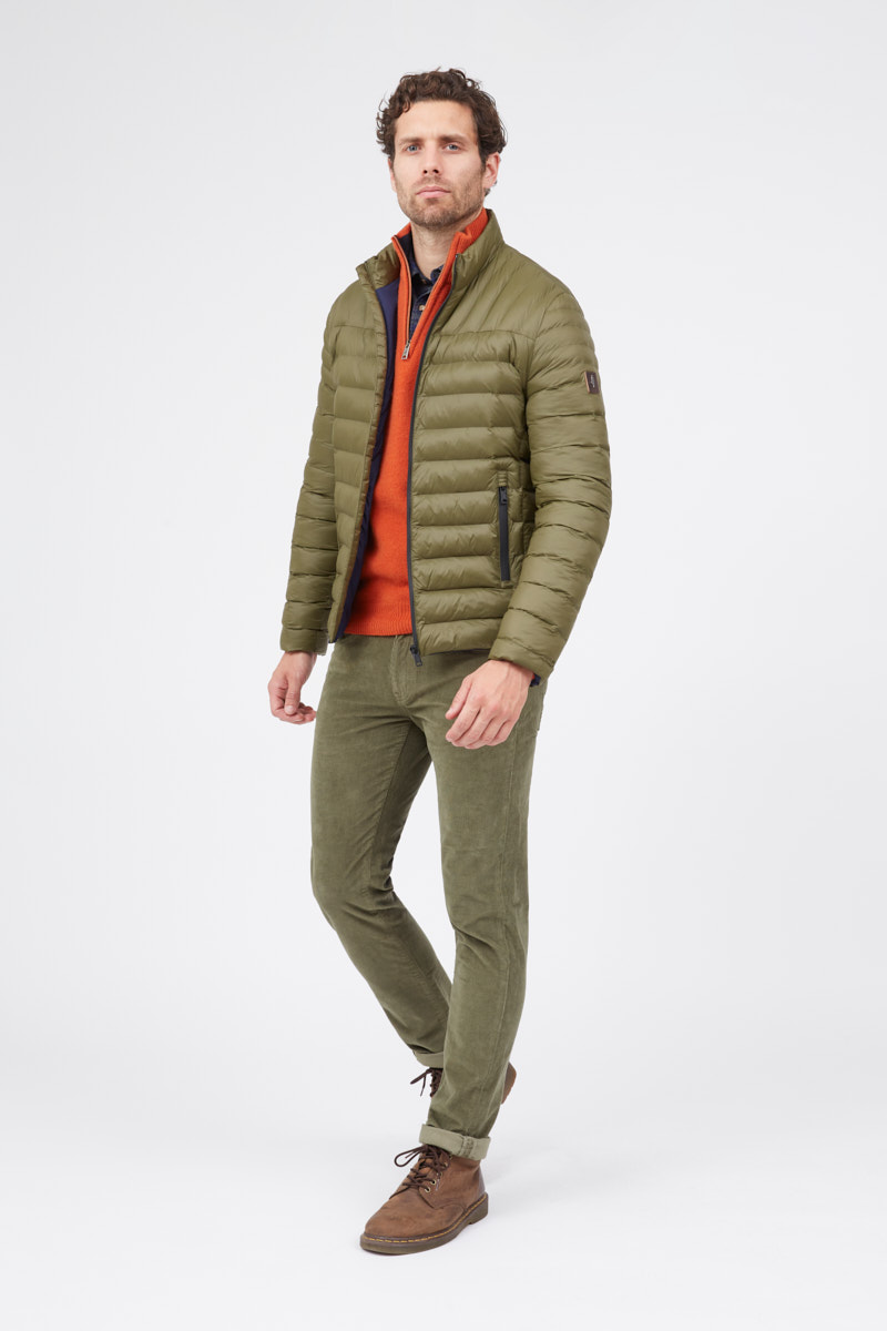 W22JMDOUD_N050-812-3