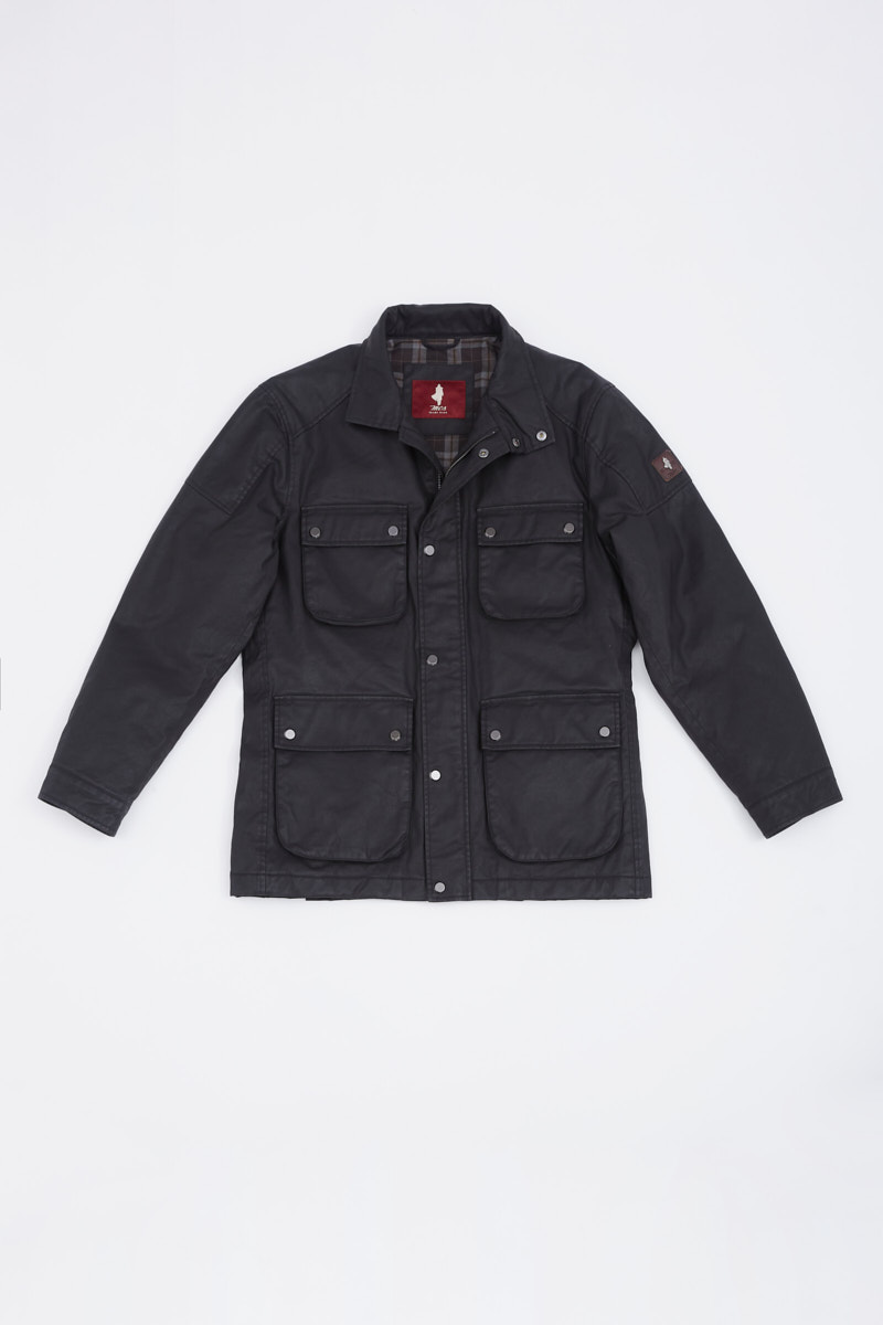 W22JMVEST_C006-4