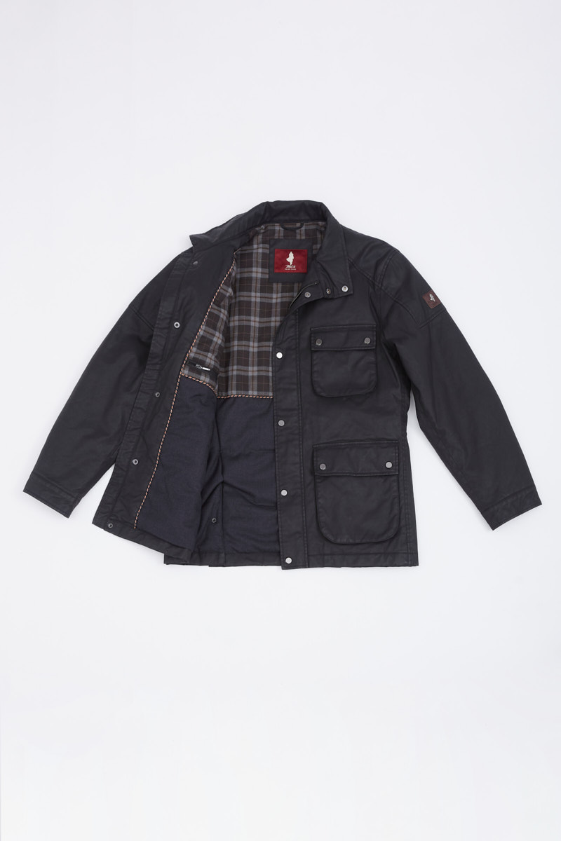 W22JMVEST_C006-5