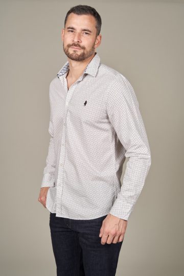 Printed shirt with arrows pattern