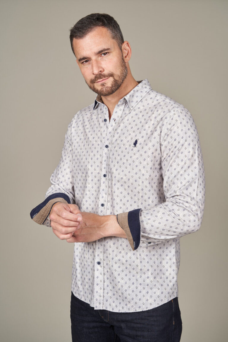Chemise motifs losanges touché doux