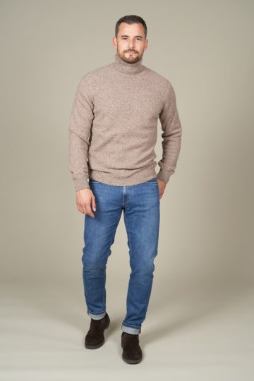 Pull col roulé