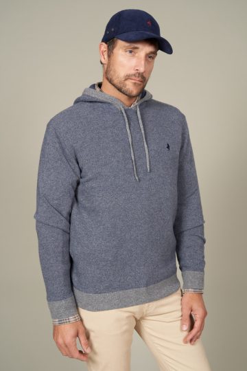 Hooded sweater