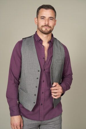 Herringbone pattern sleeveless jacket